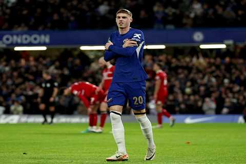 Chelsea Run Riot to Secure Spot in Carabao Cup Final