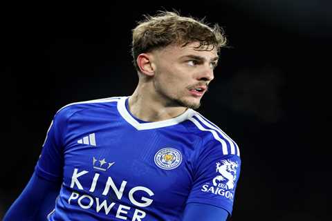 Leicester Star Kiernan Dewsbury-Hall Sparks £35m Transfer Race Among Premier League Clubs