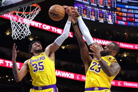 Latest Odds Show Lakers’ Chances Of Making Playoffs