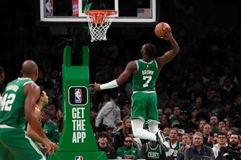 Jaylen Brown Punished Warriors for 'Disrespectful' Coverage During 52-Point Blowout