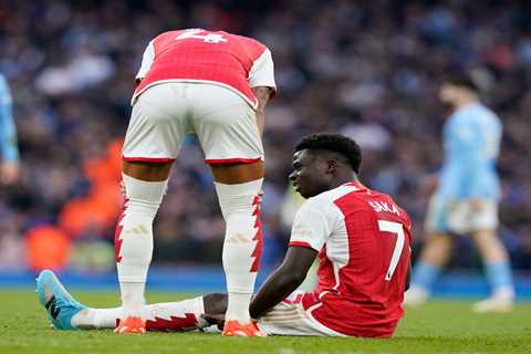 Arsenal's Bukayo Saka Out of Squad vs Luton as Declan Rice Drops to Bench