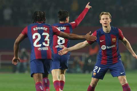 Paris Saint-Germain remain interested in Barcelona’s Frenkie de Jong, rule out Jules Kounde signing