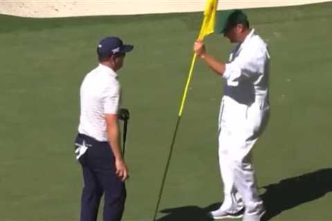 Zach Johnson caught on camera shouting expletive at fans during Masters round