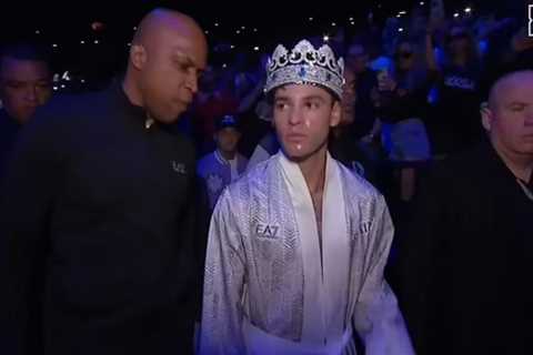 Ryan Garcia stuns with $1m diamond-encrusted crown for ring walk before Devin Haney fight