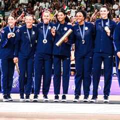 Italy sweeps USA women, who take home Paris Olympics volleyball silver