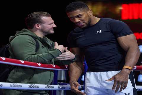 Anthony Joshua Urged to Make Major Changes After Devastating Loss