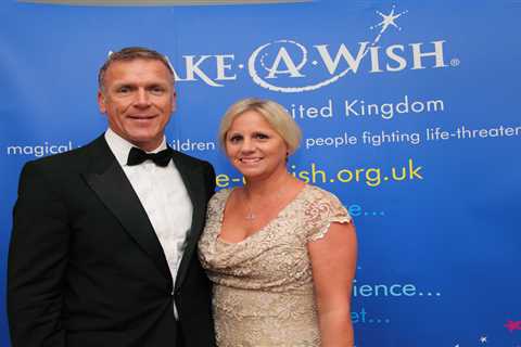 Heartbreak at The Oval: Cricket World Mourns as Alec Stewart Loses Wife Lynn After Her 12-Year..