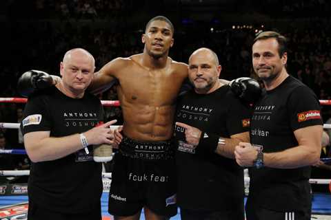 EXCLUSIVE: Conor Benn's Trainer Tony Sims - The Real Scoop!