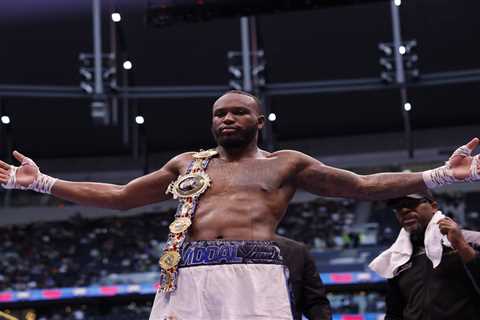 EXCLUSIVE: Spurs Fan Viddal Riley Claims Victory Over Arsenal Rival on Eubank-Benn Undercard!
