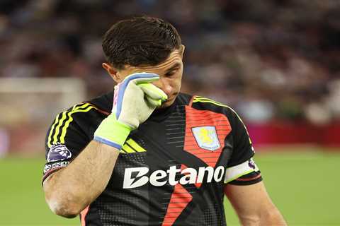 Tears, Waves, and Goodbyes: Emi Martinez's Emotional Farewell at Villa Park?