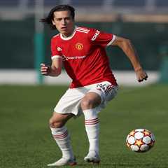 The United Escape Artists: How Carreras and Others Found Their Golden Ticket Out of Old Trafford