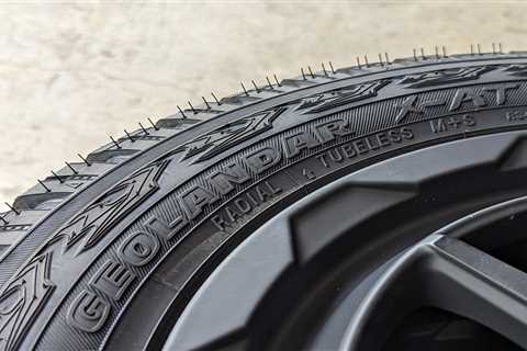 Operation Daihatsu Deck Van: A Diff Lock, Brush Guard, Winch & More