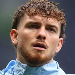 Elliott Set for MLS Move as Liverpool Eye Guehi Deal