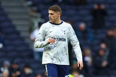 Tottenham Set £100m Price Tag for Liverpool Target Van de Ven